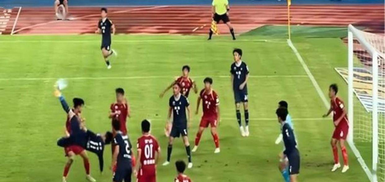 足球比赛结果令人意外惊喜! 足球比赛结果令人意外惊喜!