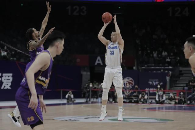 北京长安队客场大破对手，实现反超获得胜利